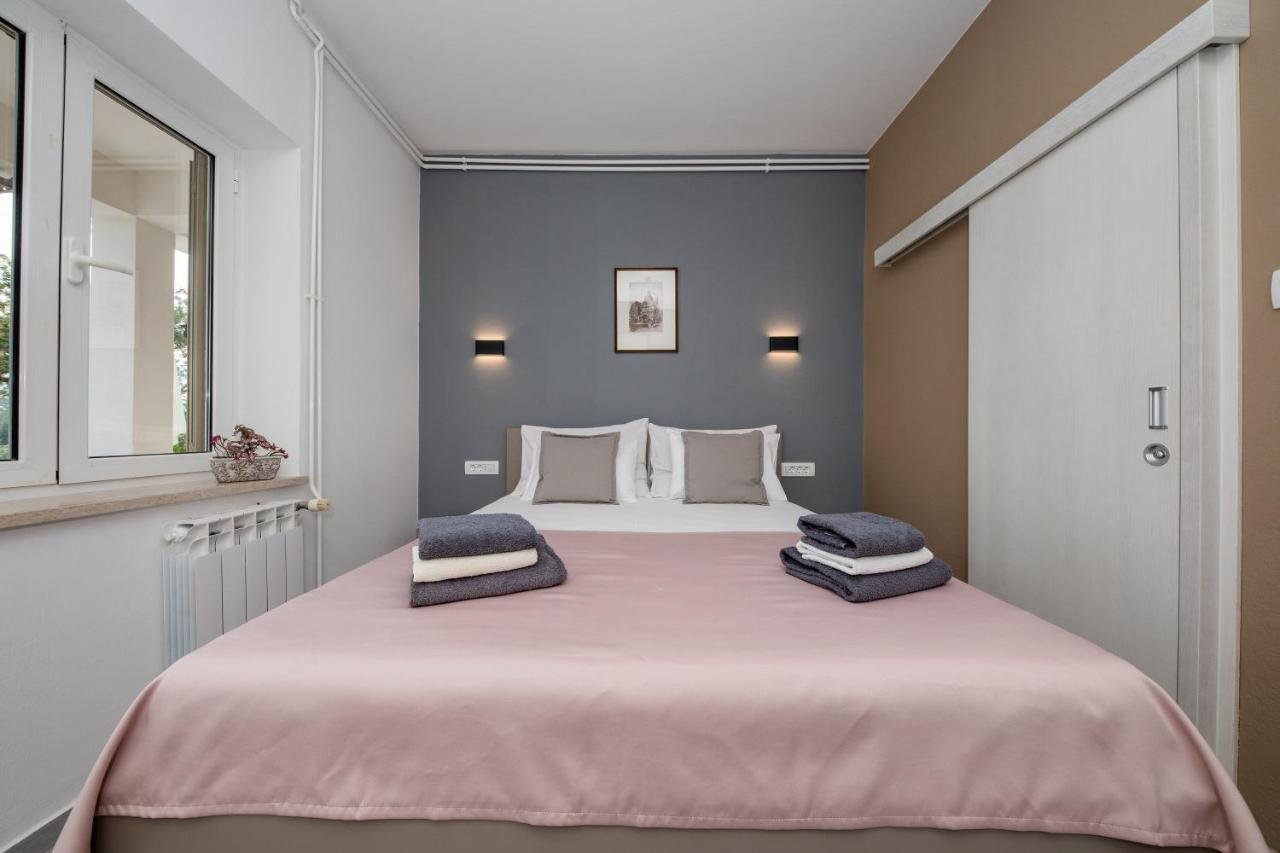 Apartments Vesela Banjol 객실 사진