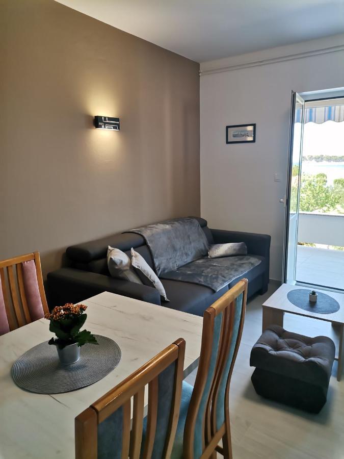 Apartments Vesela Banjol 외부 사진