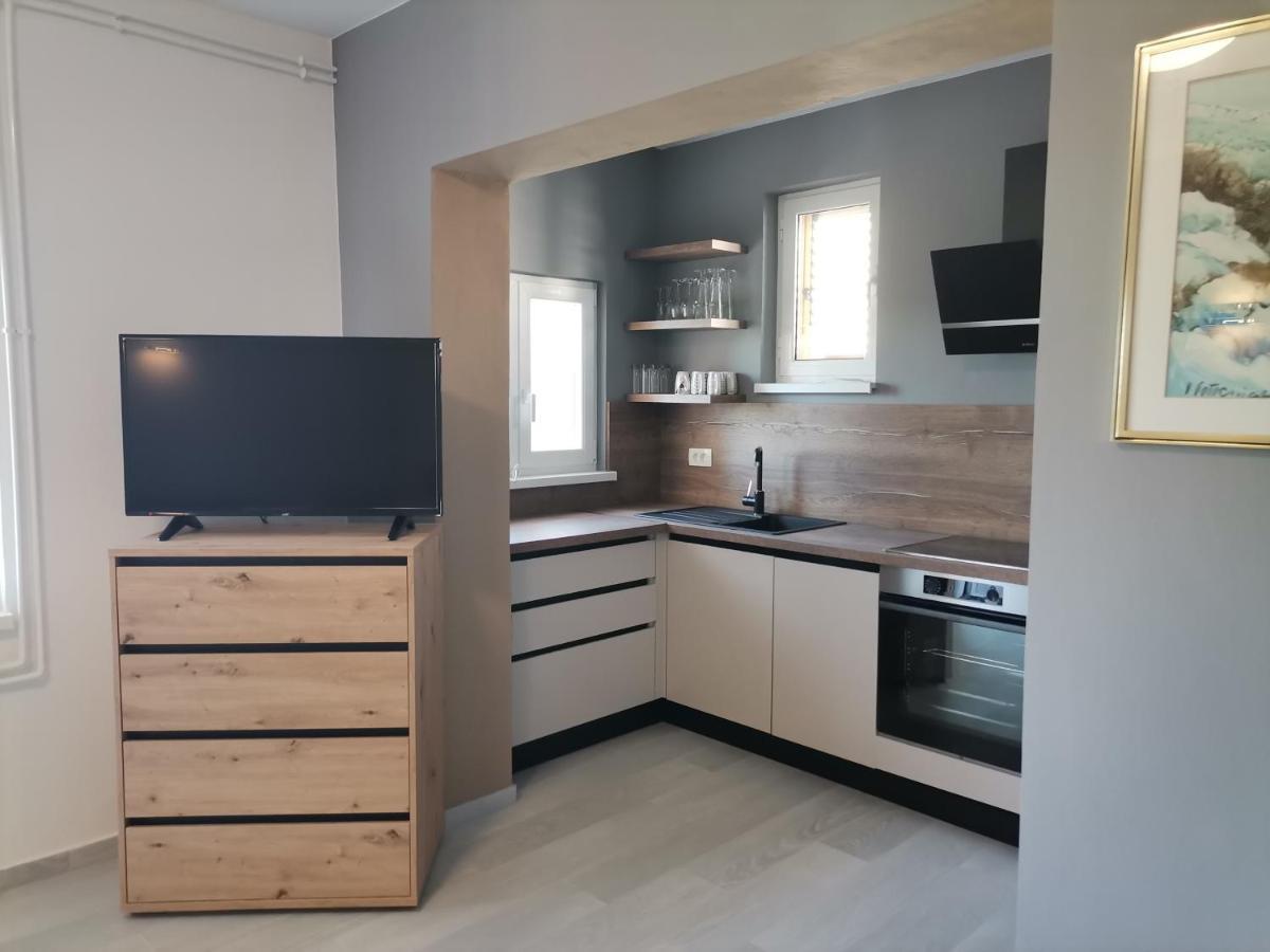 Apartments Vesela Banjol 외부 사진